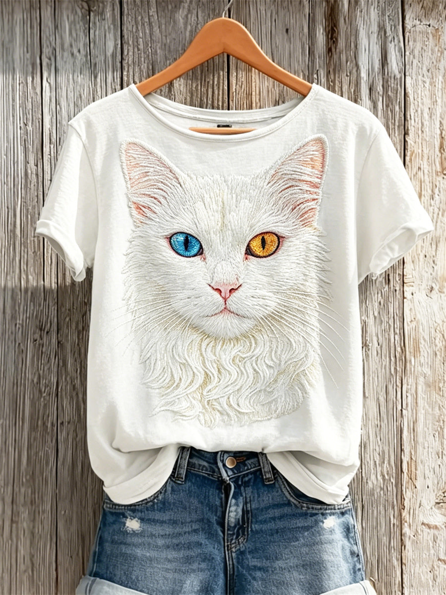 Women's Classy Heterochromia White Cat Print short-sleeved T-shirt